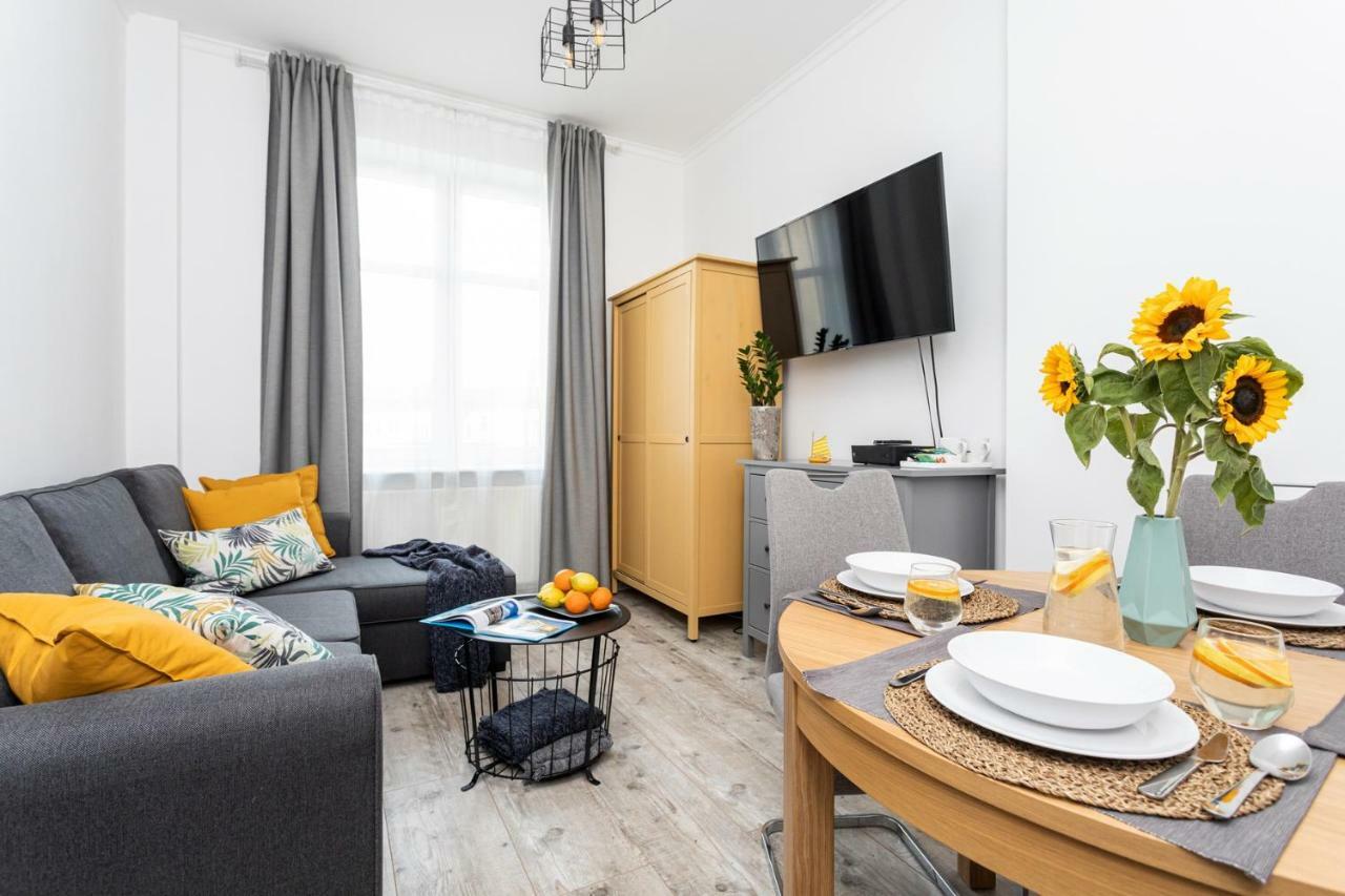 Glowna Apartment *